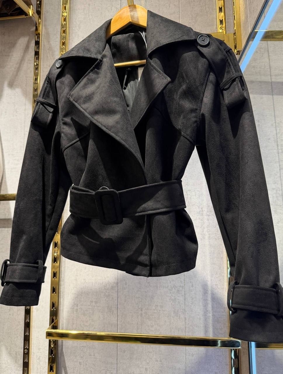 куртка стильная,куртка косуха,куртка тренч,тренч с поясом,женская кожаная куртка