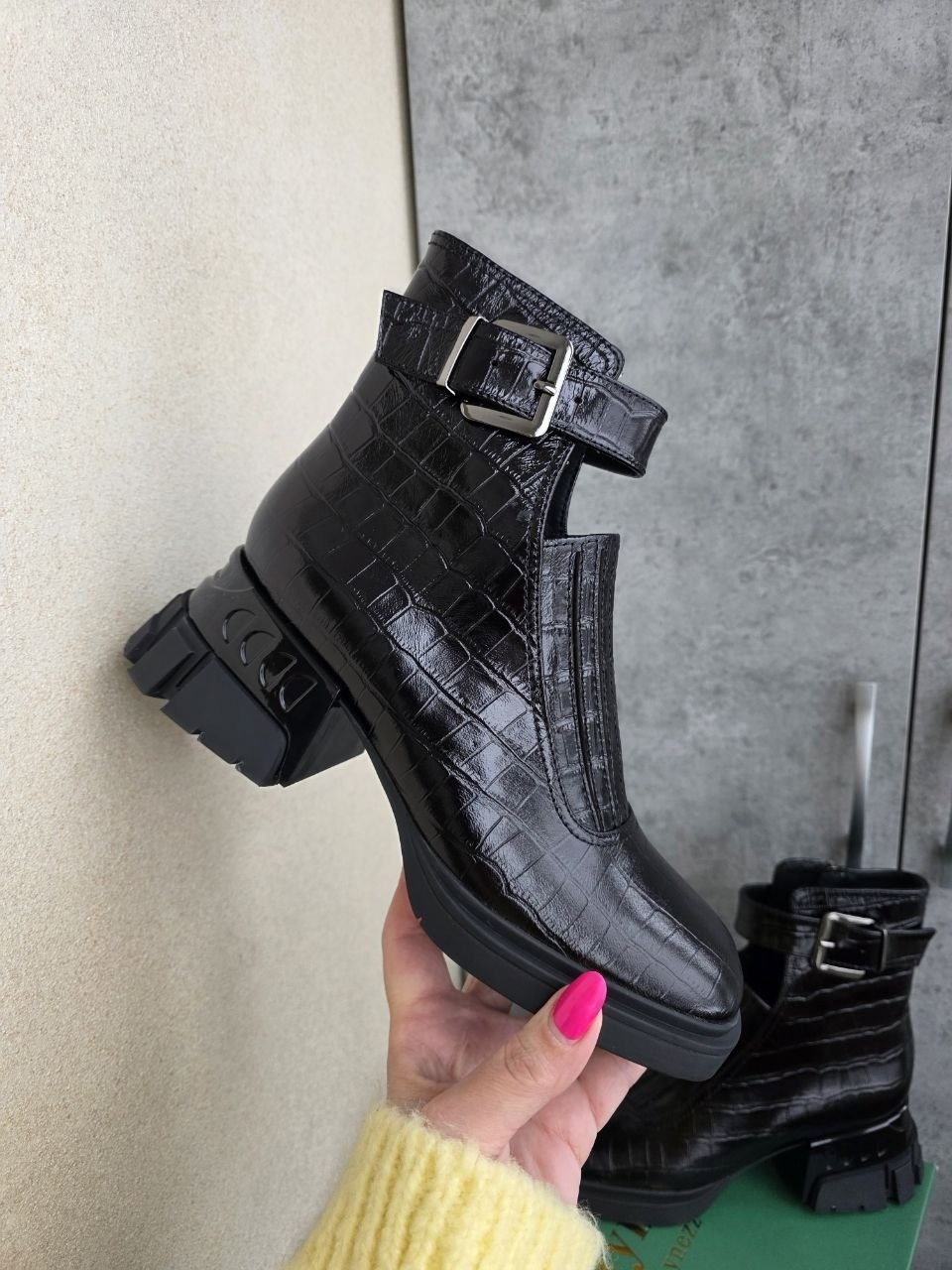 ,ботильоны женские,женская ,женские ботинки,ботильоны лакированные