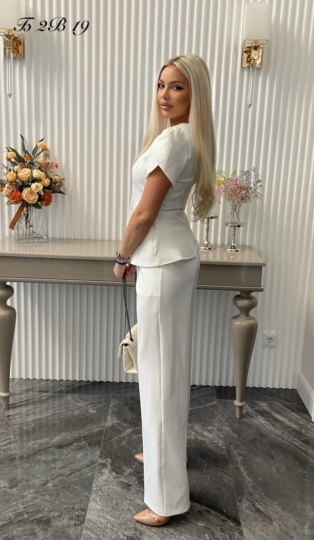 белый брючный костюм,брючный костюм,костюм,,женский костюм