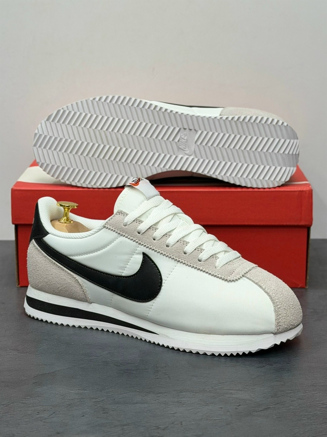 nike cortez classic,кроссовки nike cortez,nike cortez мужские из нейлона,кроссовки мужские nike cortez,кроссовки nike cortez 72
