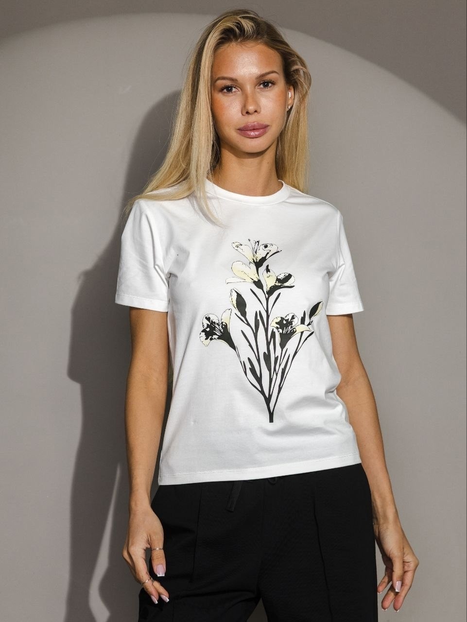 женская футболка,,шорты женские,повседневные шорты,комплект с шортами