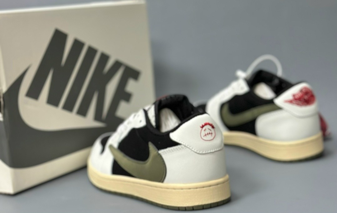 кроссовки nike air jordan 1 low travis scott,кроссовки nike travis scott air jordan 1,кроссовки travis scott x nike air jordan 1 low,кроссовки nike air jordan travis scott,jordan 1 retro low og sp tra