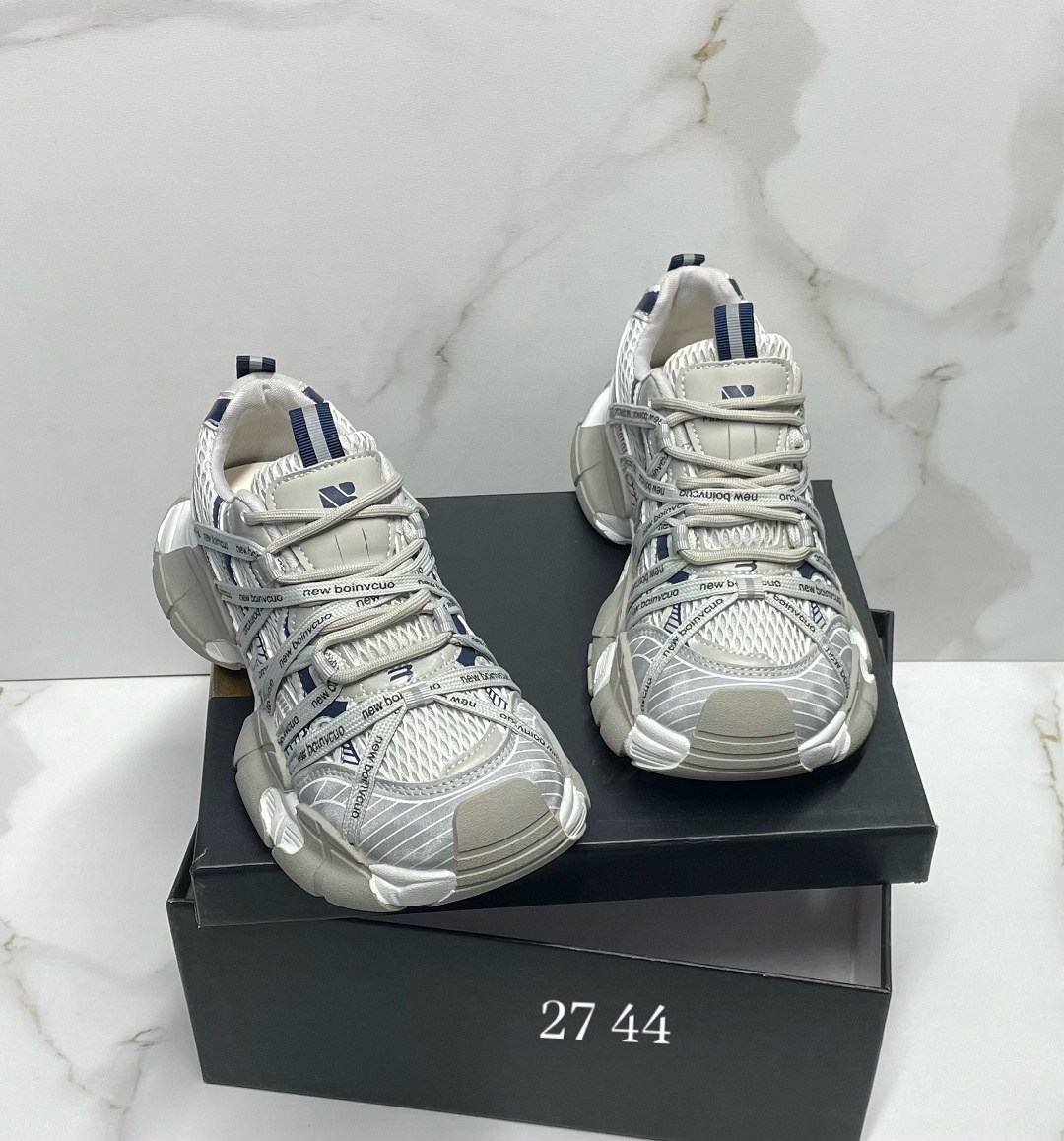 кроссовки balenciaga,кроссовки balenciaga 9.0 3xl в стиле ретро,женские кроссовки balenciaga,кроссовки мужской женский balenciaga размер 35,женские кроссовки