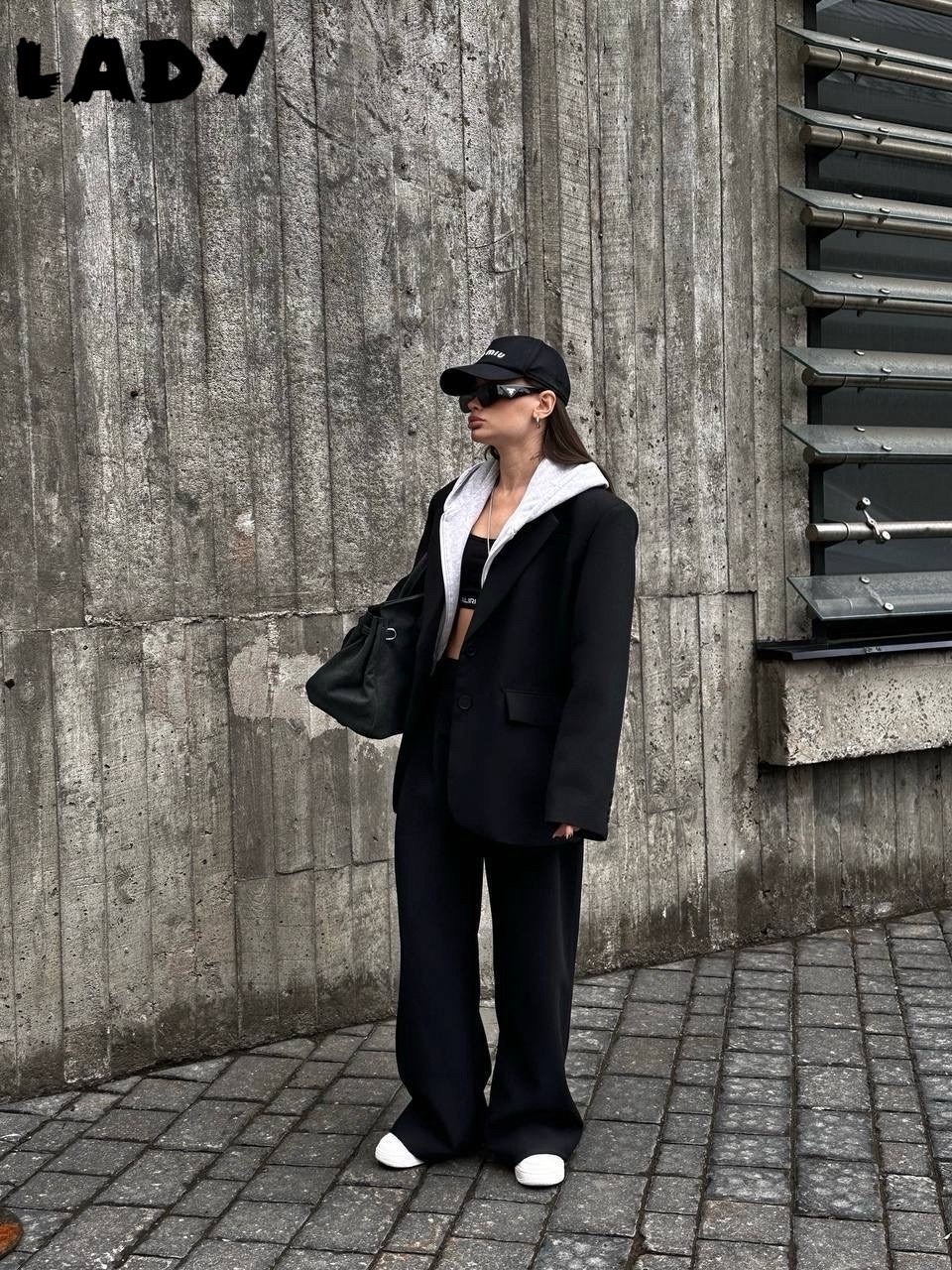 костюм брючный оверсайз,оверсайз костюм,костюм с брюками палаццо,женский брючный костюм оверсайз