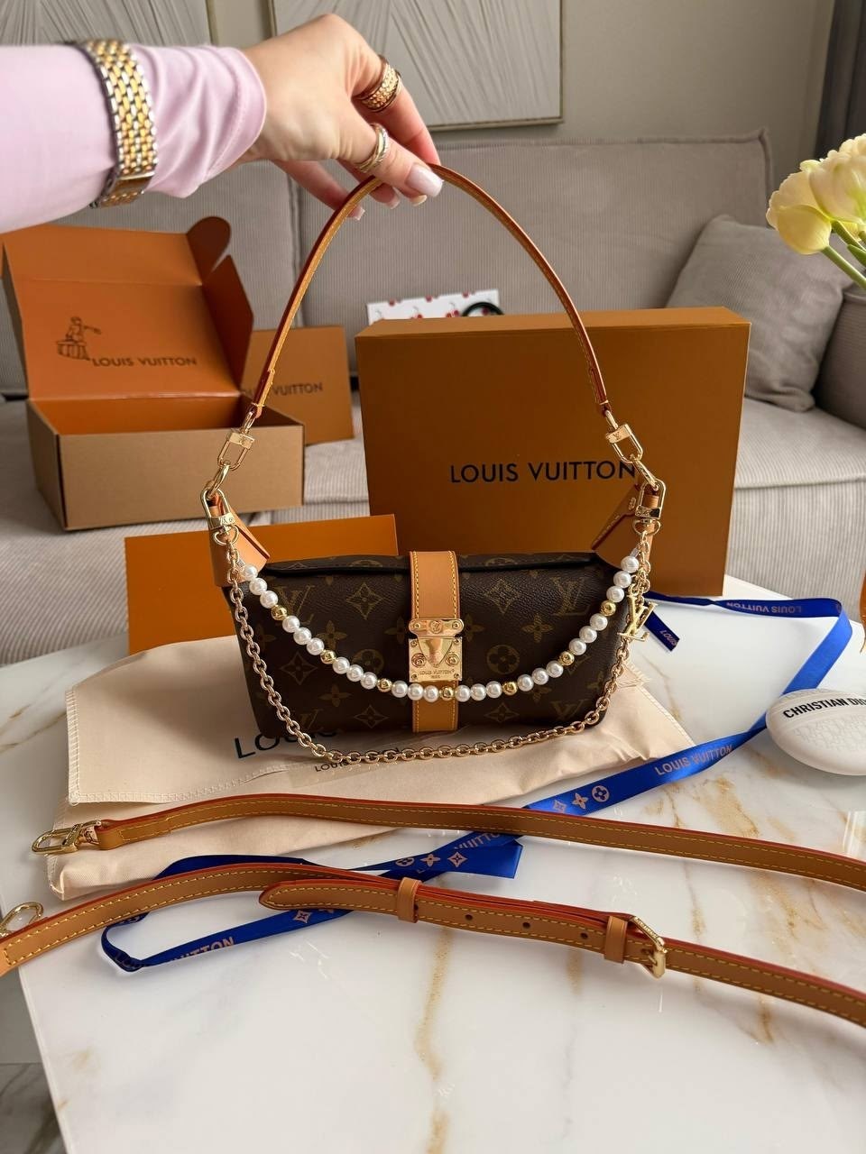 lv louis vuitton женская модная классическая сумка через плечо,louis vuitton сумка на плечо,сумка louis vuitton,louis vuitton женская сумка,louis vuitton сумка на плечо кросс-боди