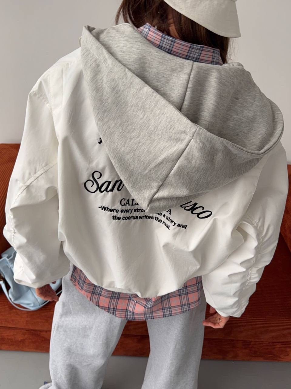 короткая куртка,женская короткая куртка,укороченная куртка,женская укороченная куртка,куртка женская