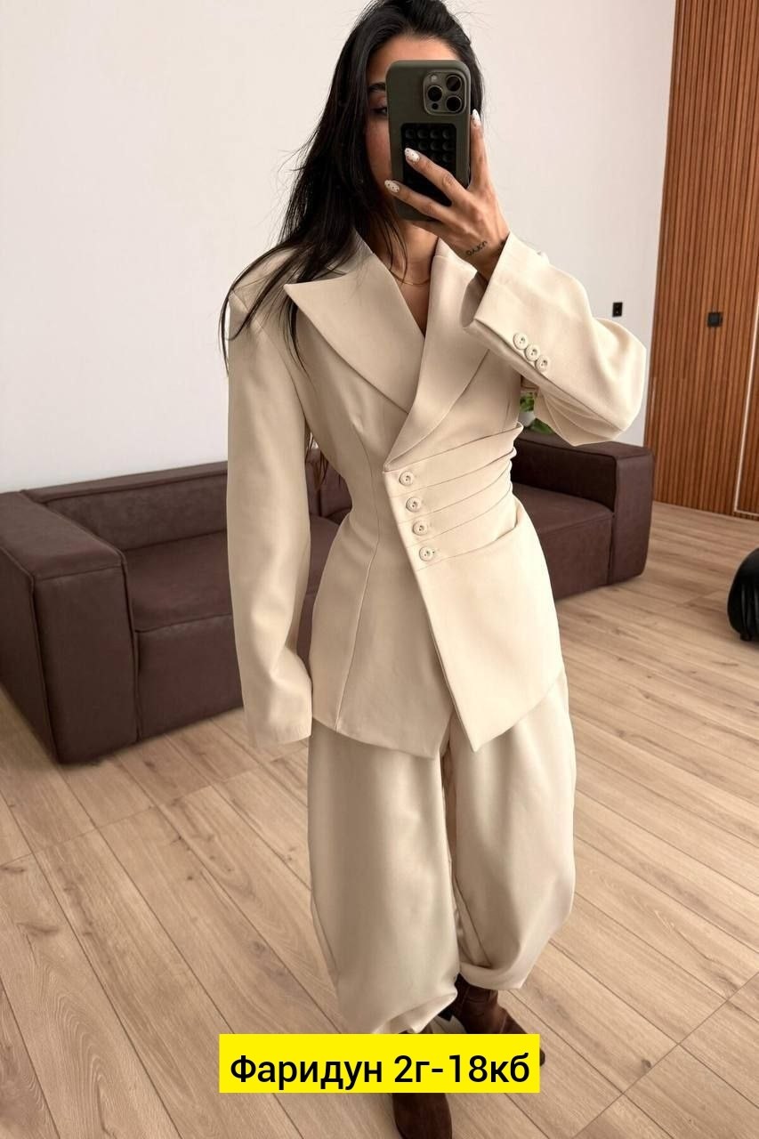 костюм с брюками,костюм классический,классический брючный костюм,женские брючные костюмы,классический брючный костюм желтый