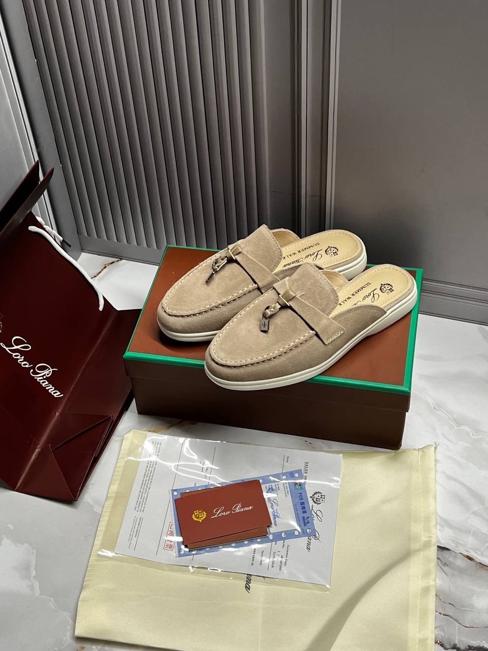 loro piana лоферы женские,мюли loro piana,,женские замшевые мюли loro piana бежевые,лоферы loro piana