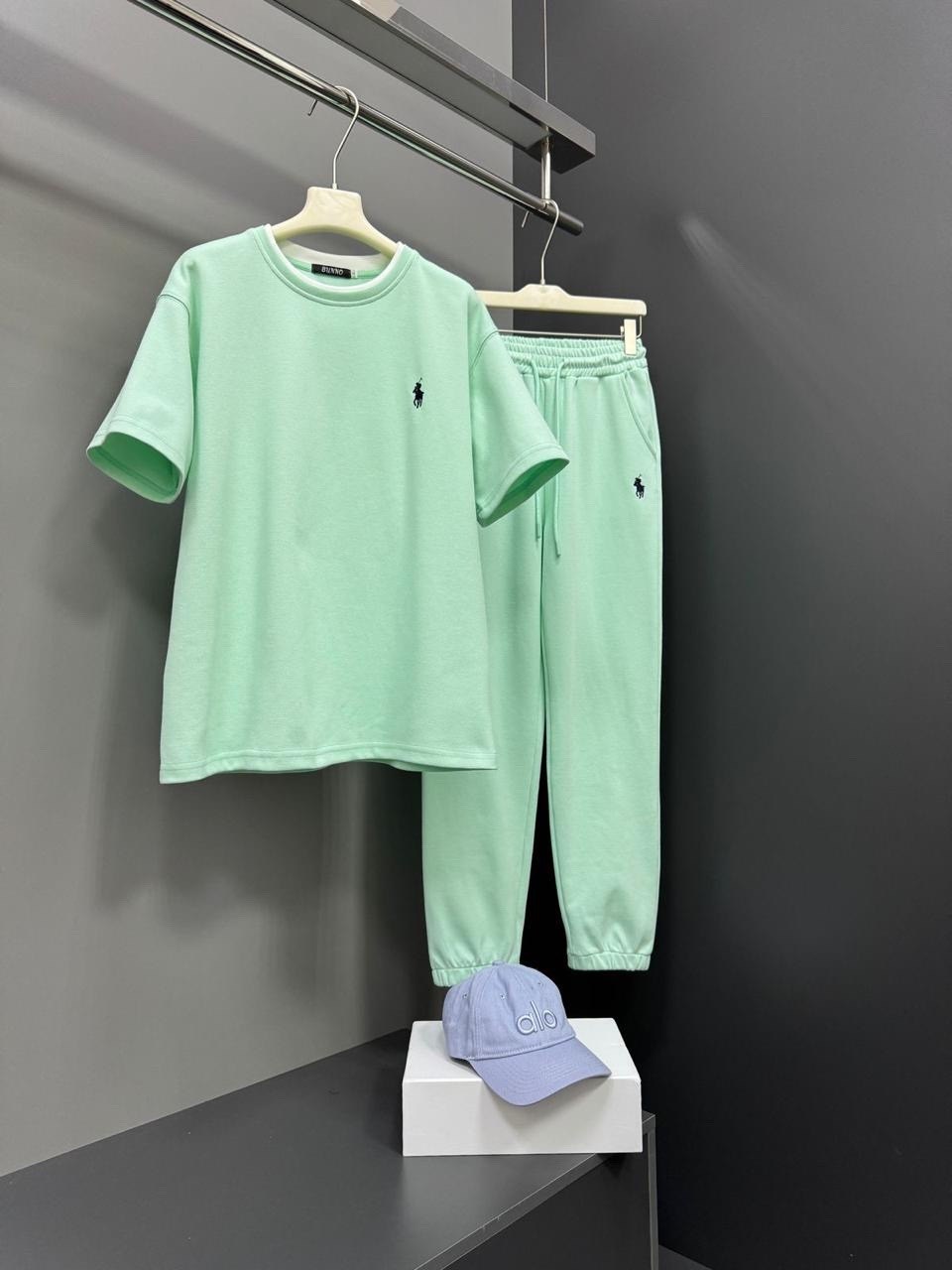 костюм повседневный,летние костюмы,спортивные костюмы,костюм классический спорт шик,костюм стильный