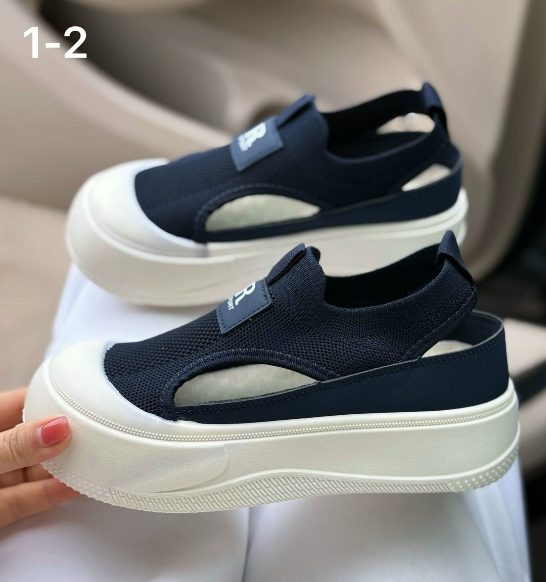 ,женские кроссовки,женская ,кроссовки на плоской подошве,обуви