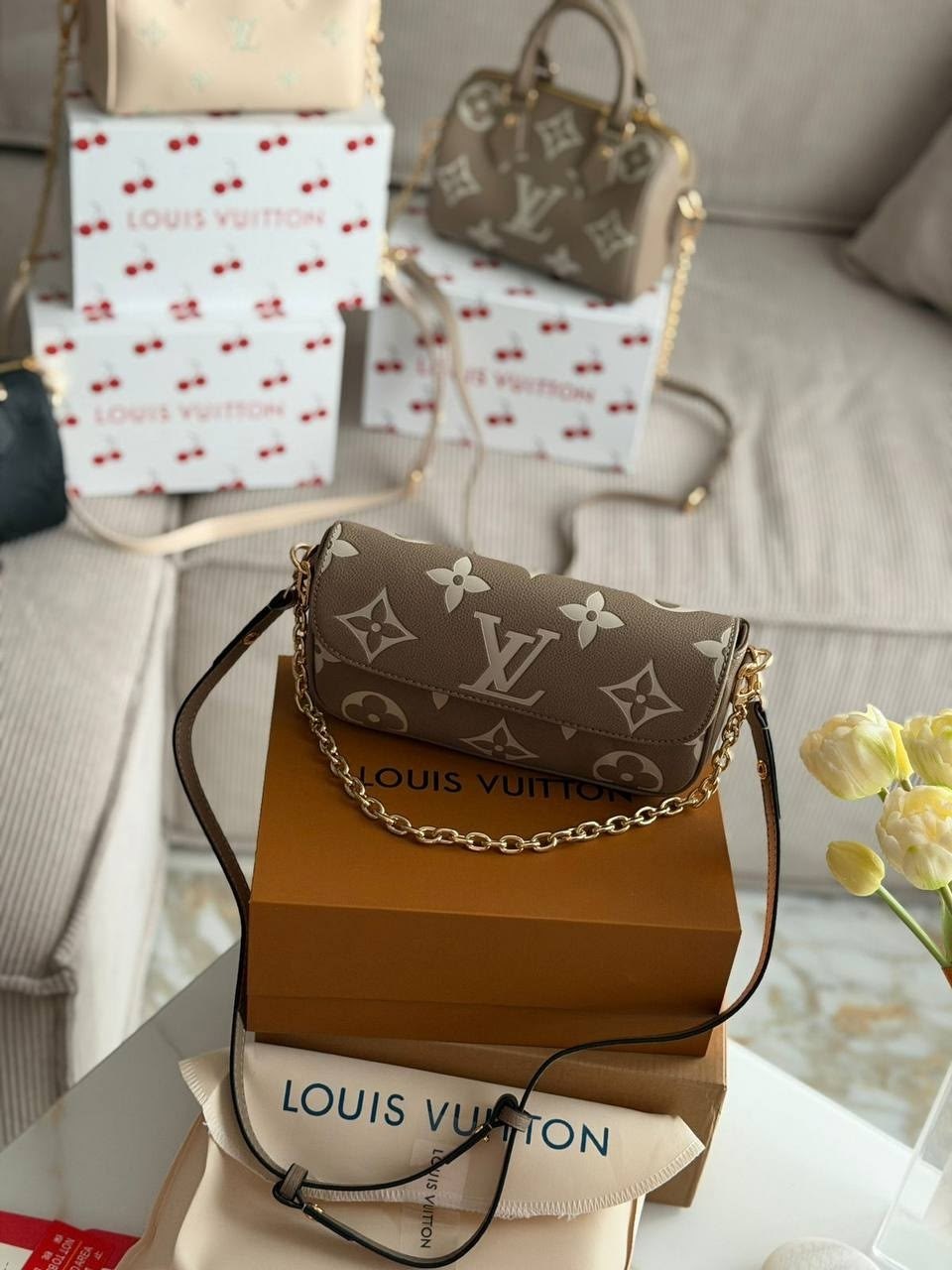 сумка louis vuitton,louis vuitton сумка на плечо,louis vuitton bag,женская сумка louis vuitton,сумка через плечо louis vuitton