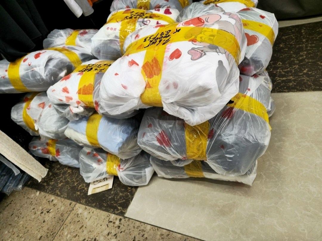 идеи подарка,одежда оптом,поставщики детской одежды,продуктовые наборы,комплект детской одежды