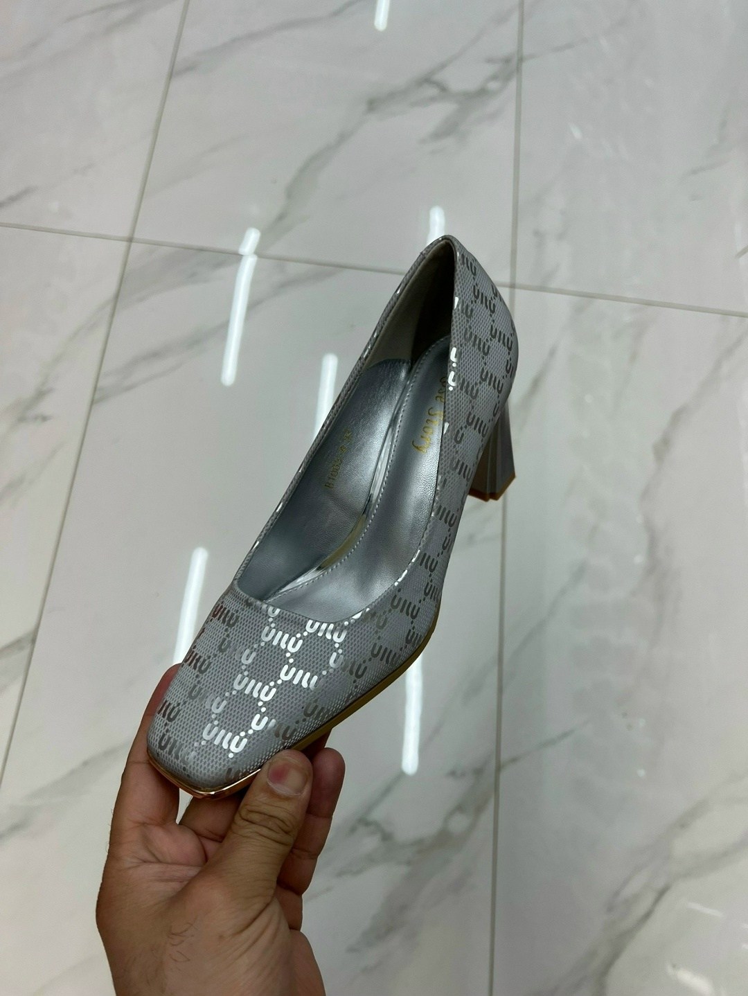 ,туфли женские,женская ,стильные туфли,лаковые туфли женские на маленьком каблуке