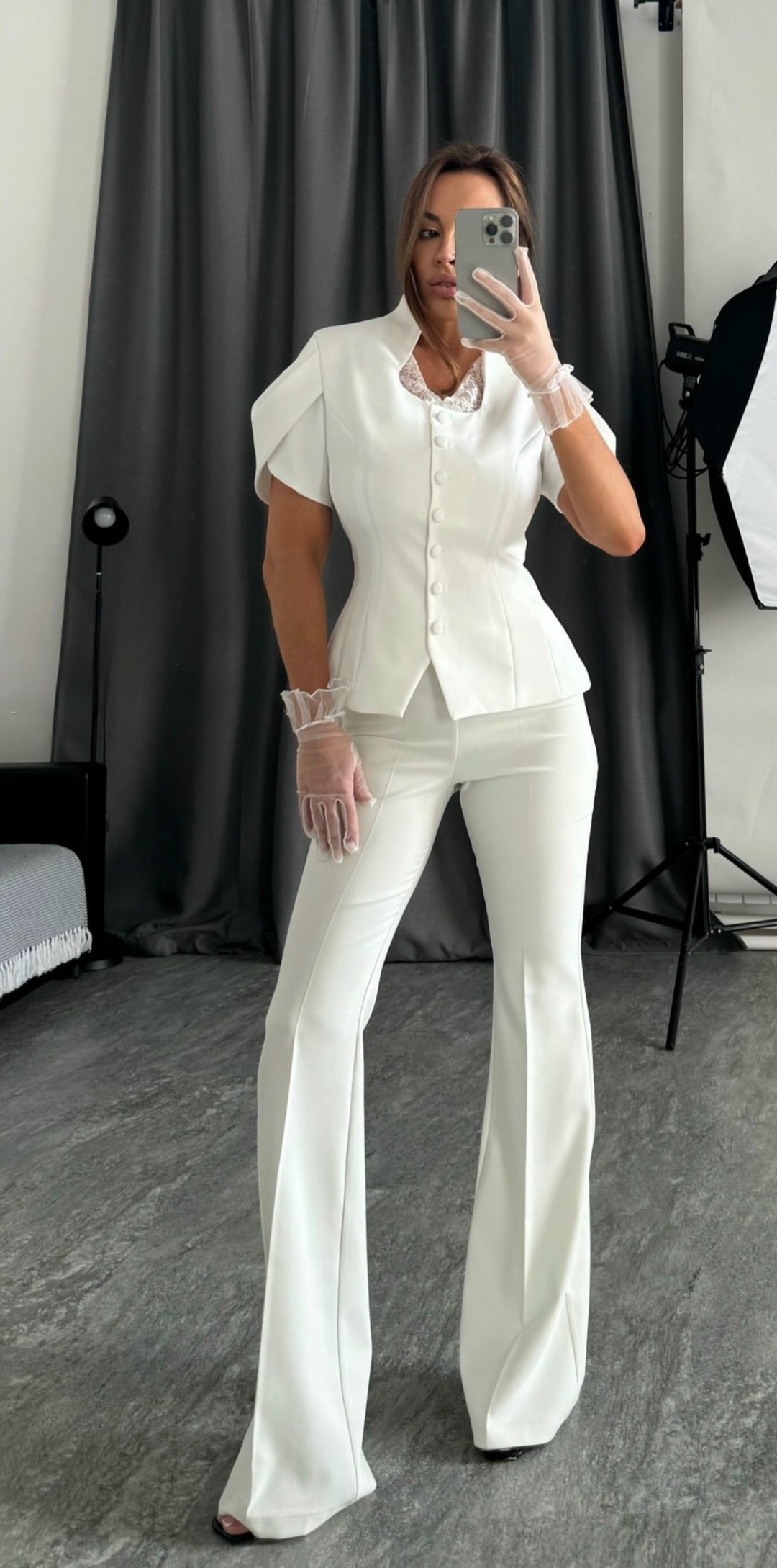 брючный костюм,белый брючный костюм,белые костюмы,брючный костюм женский,костюм
