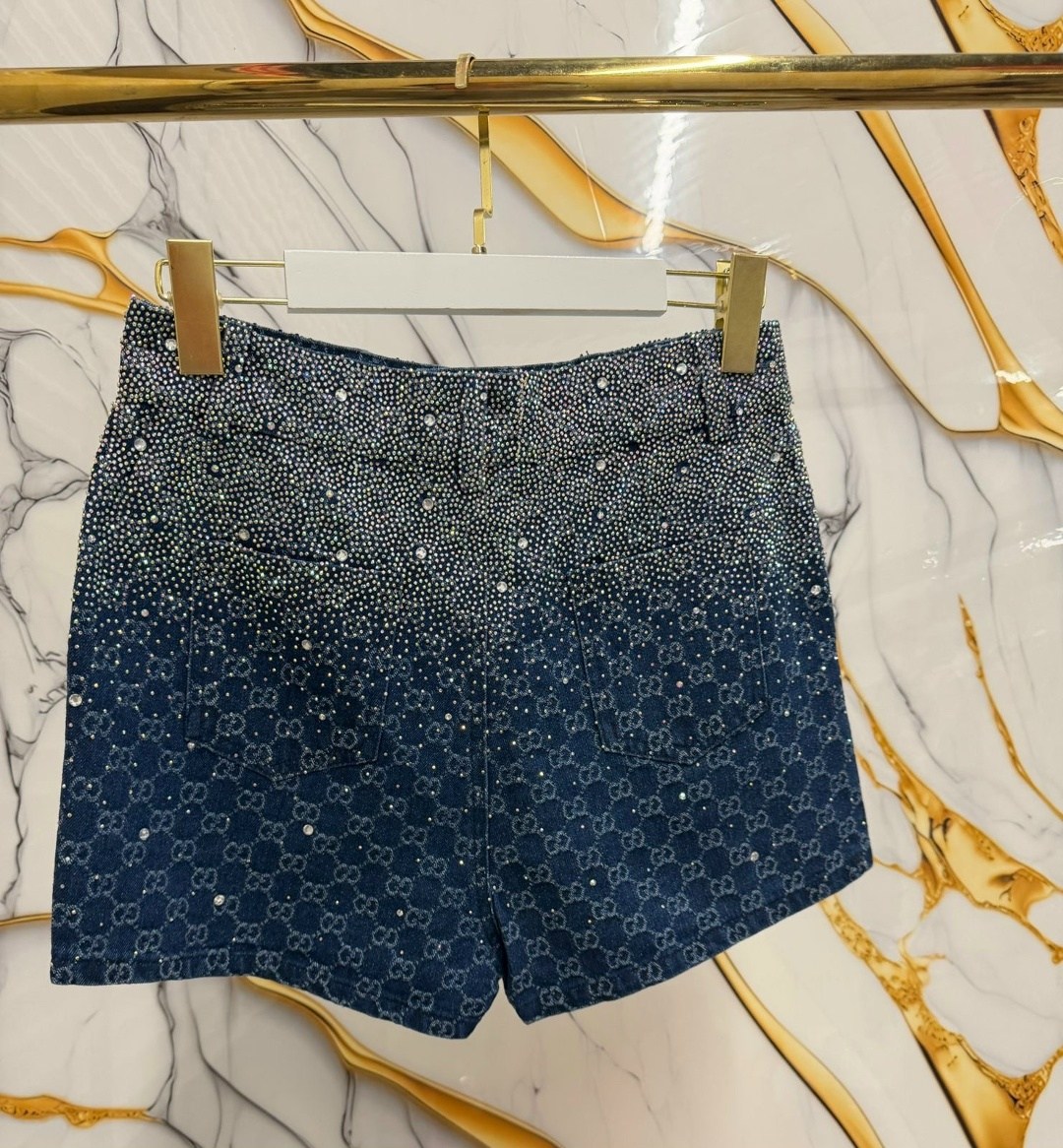 женщин,азиатка,азиатская модель,похожие девушки,tomboyish outfit