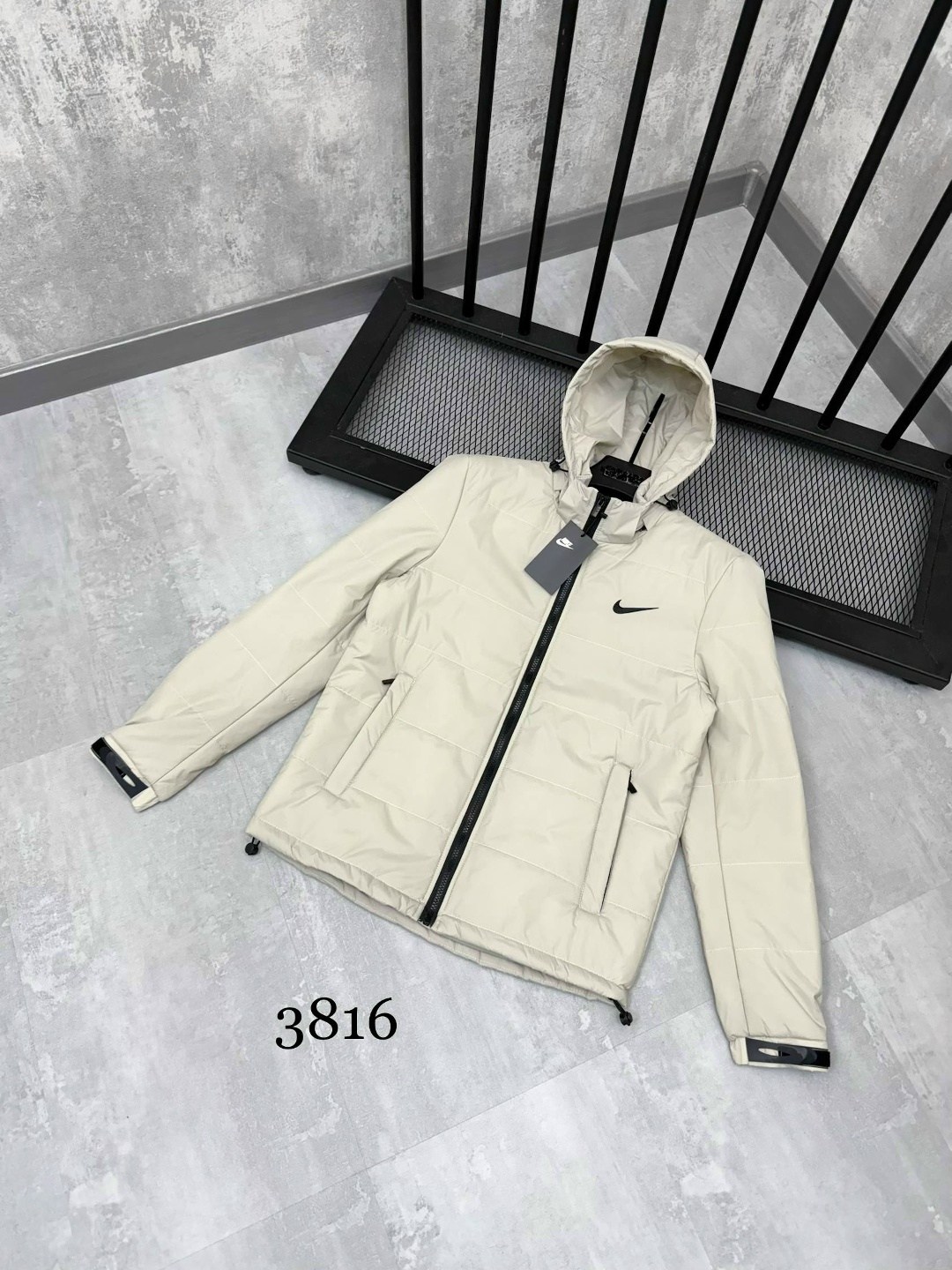 зимняя куртка nike,куртка демисезонная,зимние куртки,куртка,куртка белая