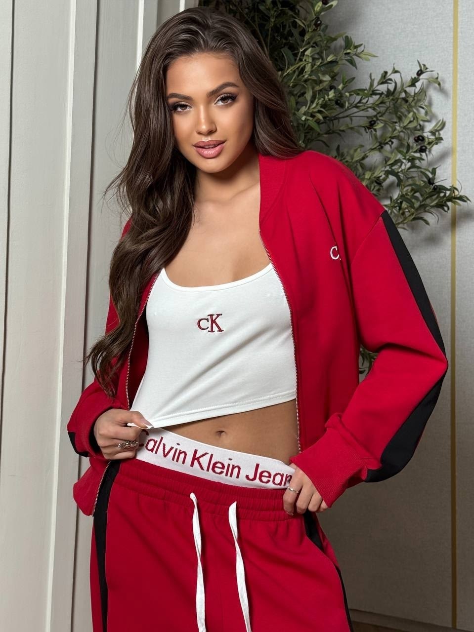 спортивный костюм,женский спортивный костюм,стиль спортивный,женский костюм,куртка бомбер