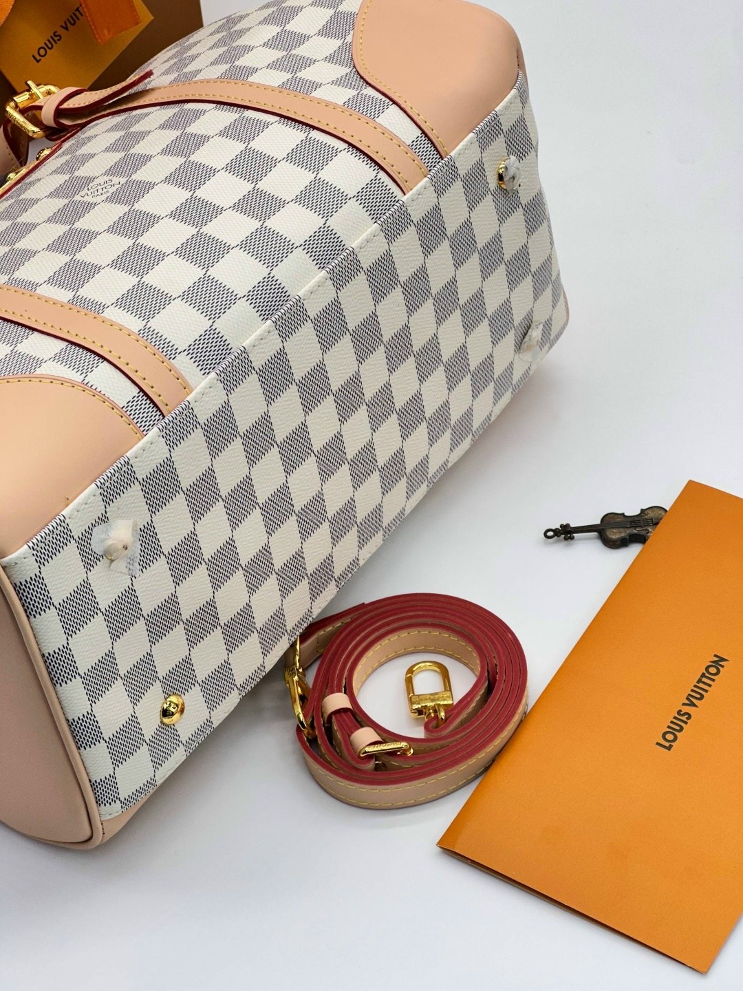 сумки луи виттон,сумка шоппер луи виттон,сумочка луи виттон,сумка женская louis vuitton,луи виттон сумка женская