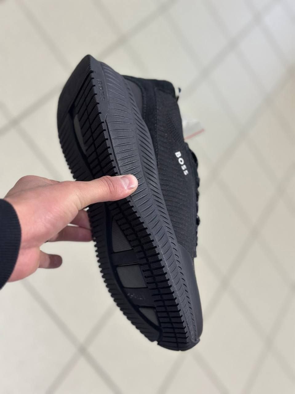,кроссовки boss,кроссовки adidas yeezy boost 350,мужские кроссовки,мужские кроссовки boss