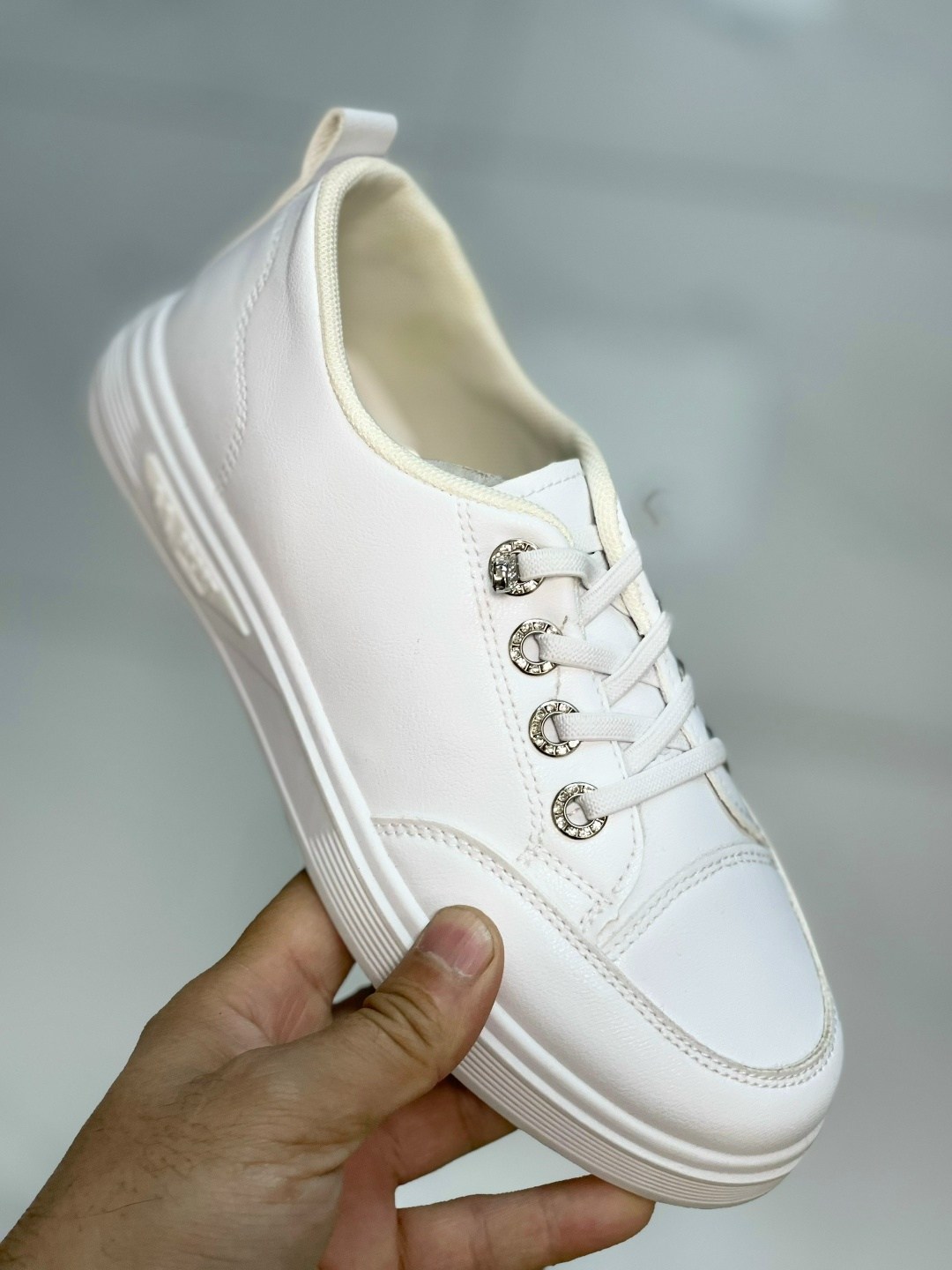 ,кеды женски,женские кеды,женские кроссовки,белые кеды