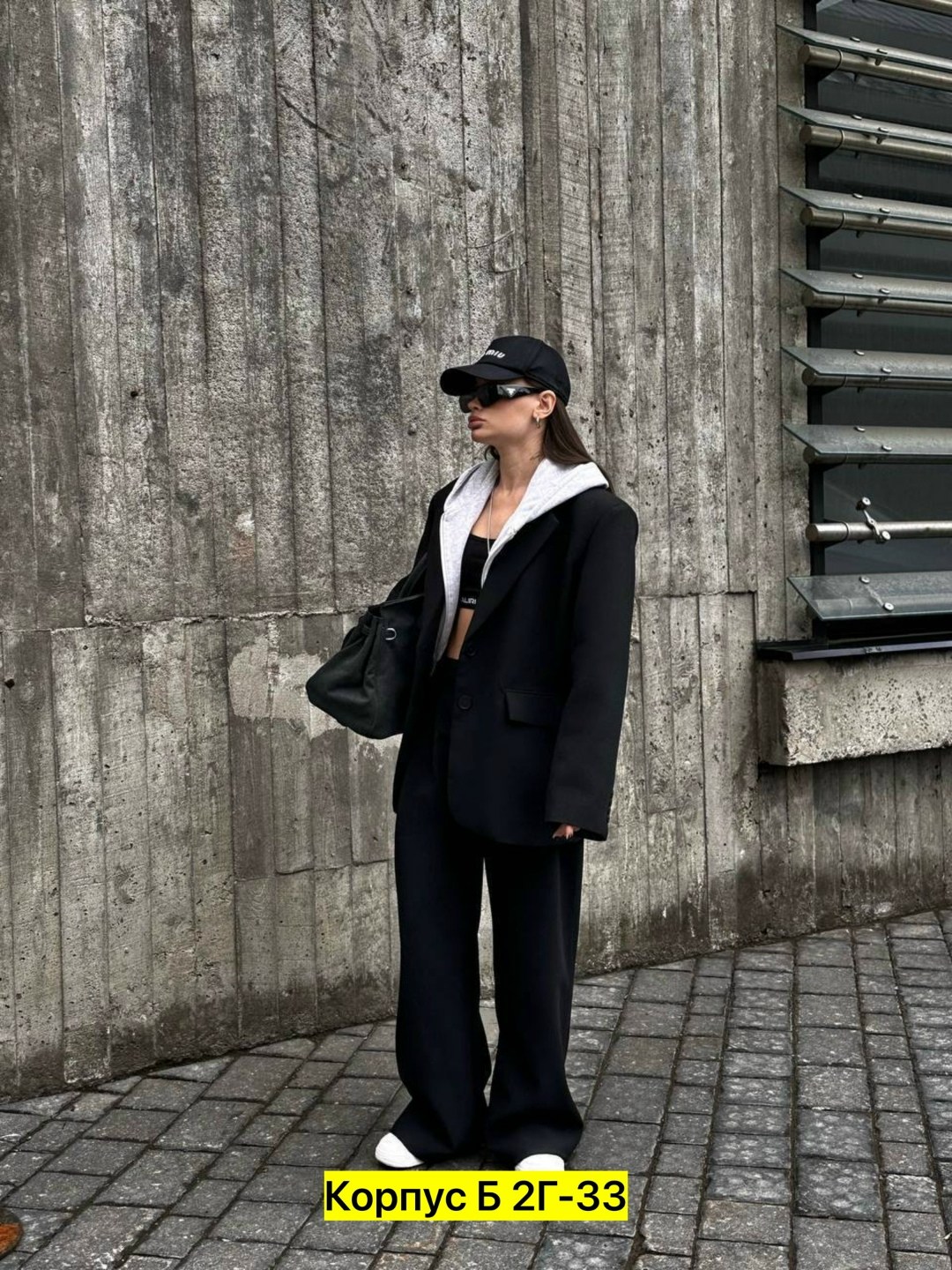 брючный костюм,брючный костюм женский,брючный костюм двойка ann-a236t590,брючный костюм черный,костюм брючный двойка классический