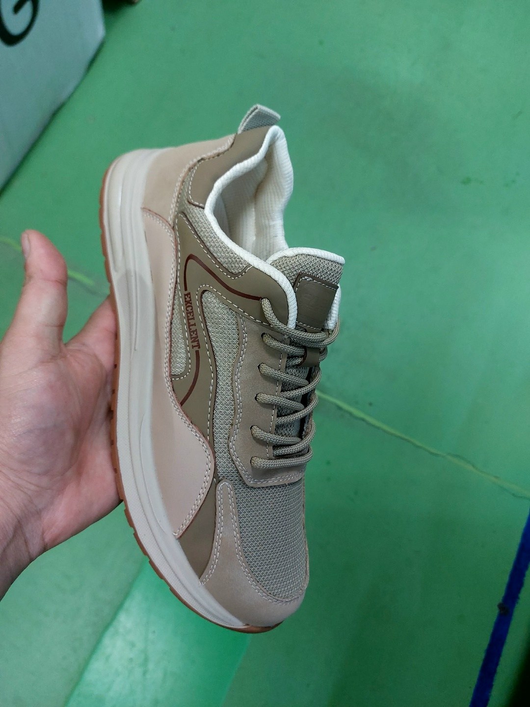 ,кроссовки strobbs,кроссовки женскиe,повседневные кроссовки,спортивная