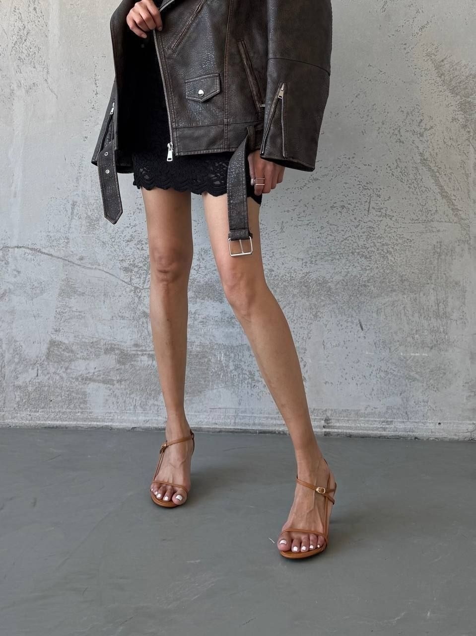 красные босоножки,босоножки на каблуках,женские босоножки,босоножки с ремешками,модные босоножки