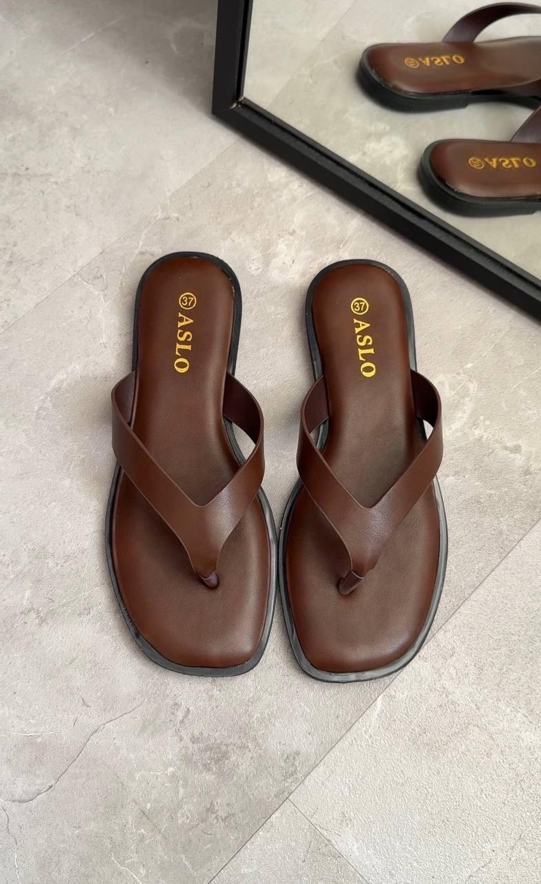 женские шлепанцы,,модные шлепанцы,шлепки женские,женские пляжные шлепанцы