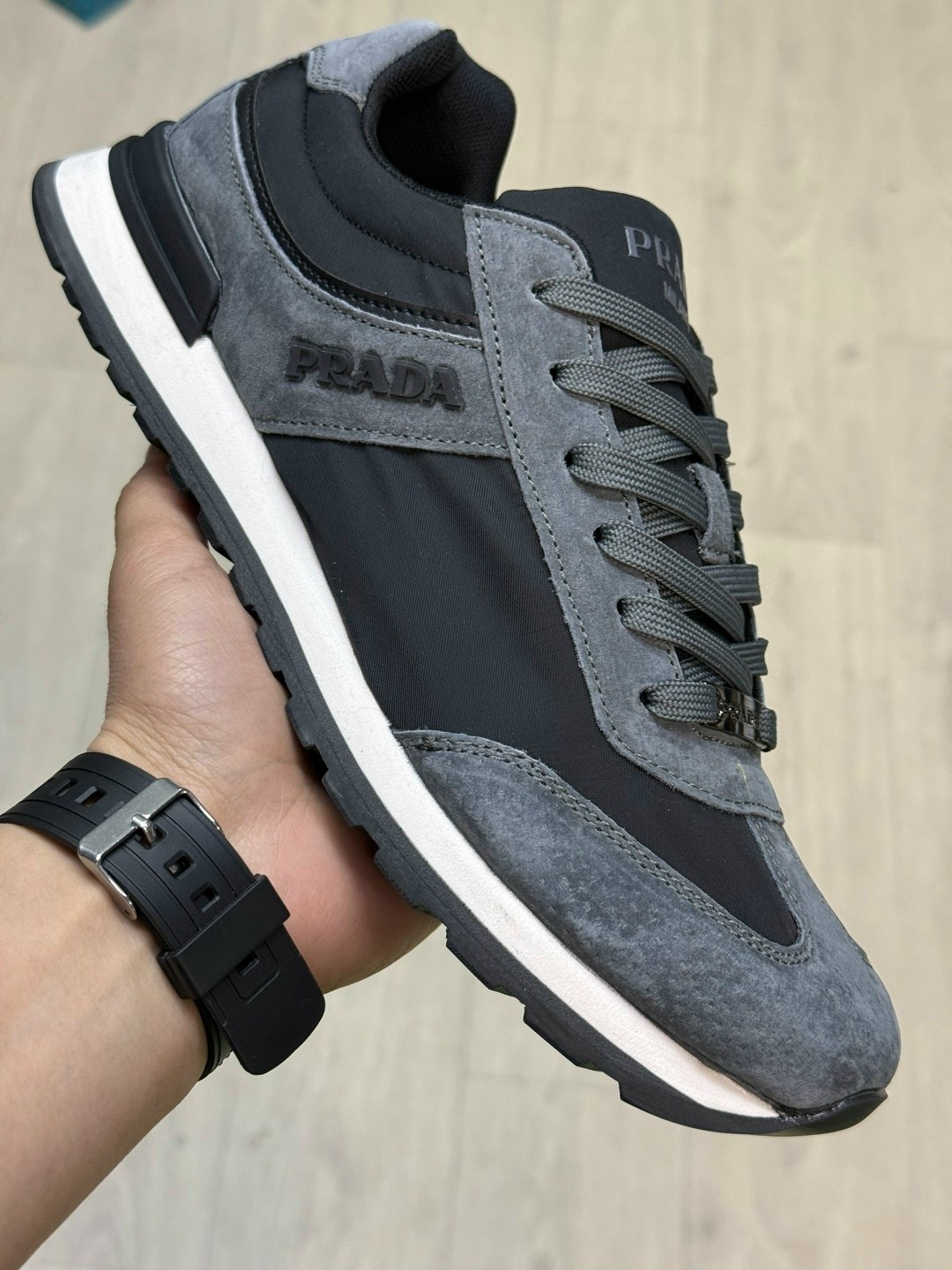 мужские кроссовки prada,кроссовки prada,комбинированные кроссовки prada,кроссовки prada женские,
