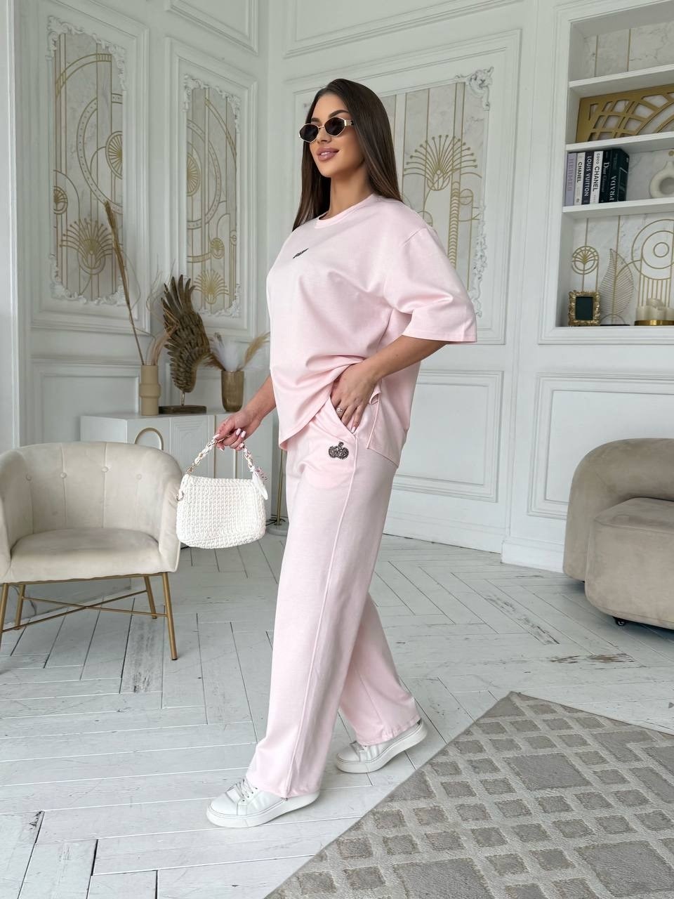 трикотажные костюмы,костюм с брюками,костюм с штанами,костюм бежевый,костюм спортивный повседневный