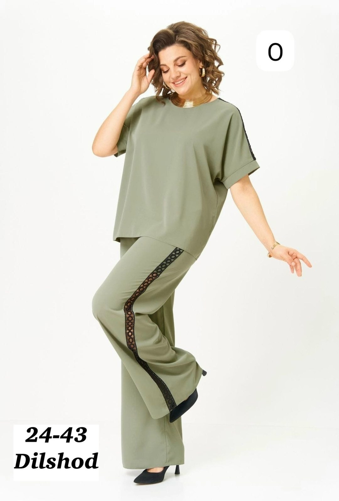 бежевый брючный костюм,брючный костюм из купры,брючный костюм свободного кроя,женские костюмы,белорусские костюмы