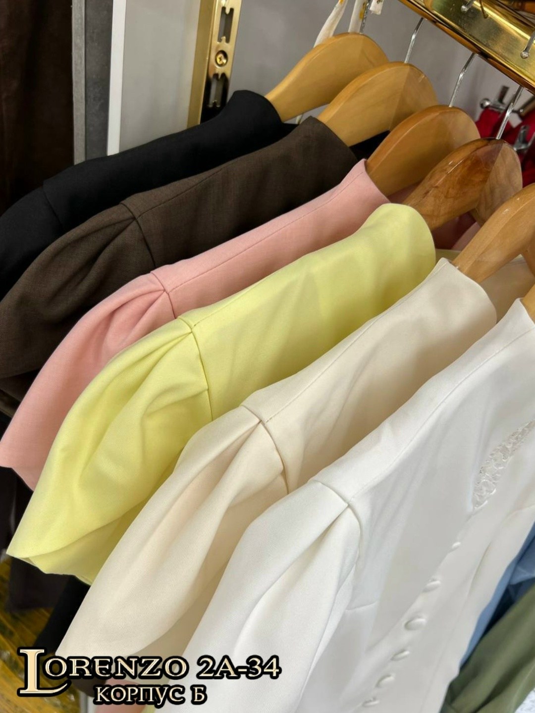 жилет приталенный,женские жакеты,приталенная блуза,пиджак женский,жакет