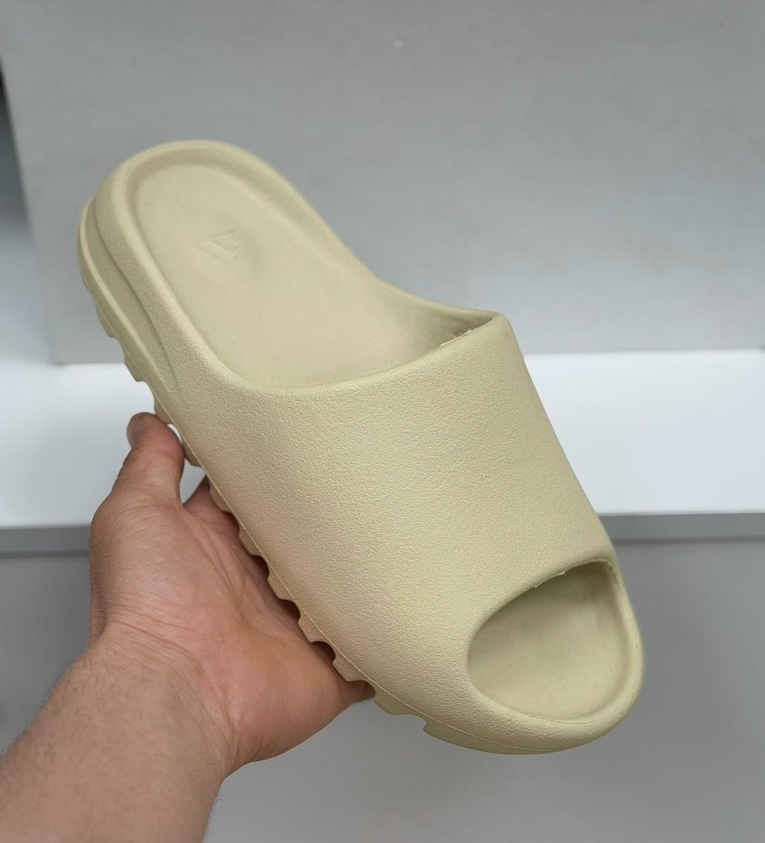 adidas yeezy slide onyx,,тапки adidas yeezy slide,шлепанцы adidas yeezy slide,шлепанцы женские adidas yeezy slide черные 37