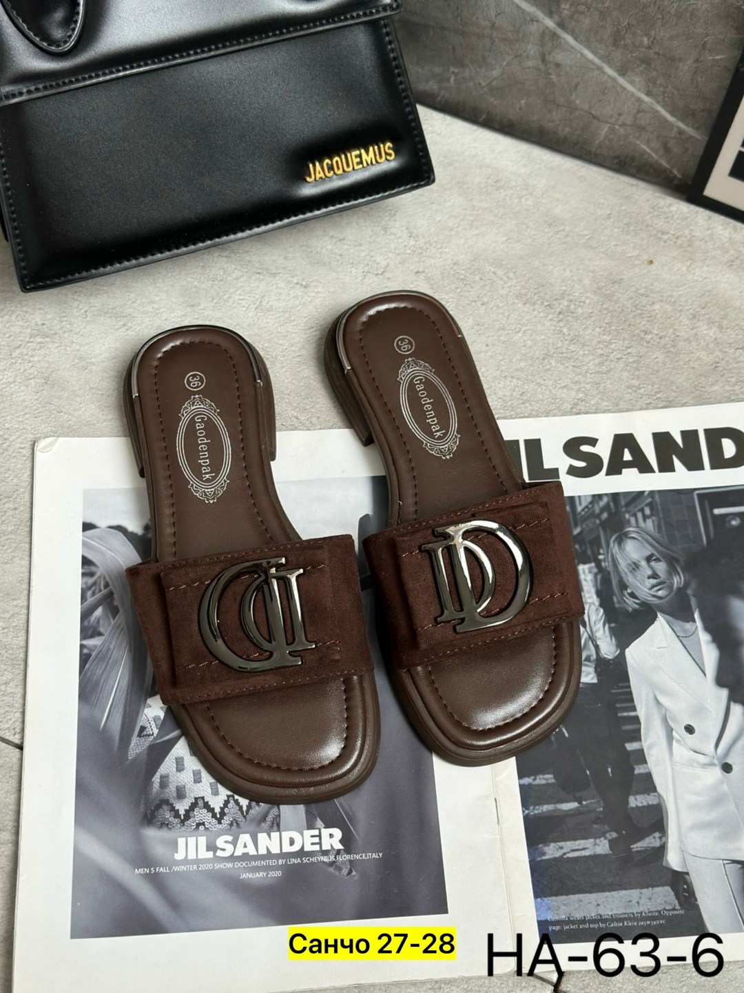 шлепанцы женские,брендовые шлепанцы,модные шлепанцы,шлепанцы летние,женские сандалии