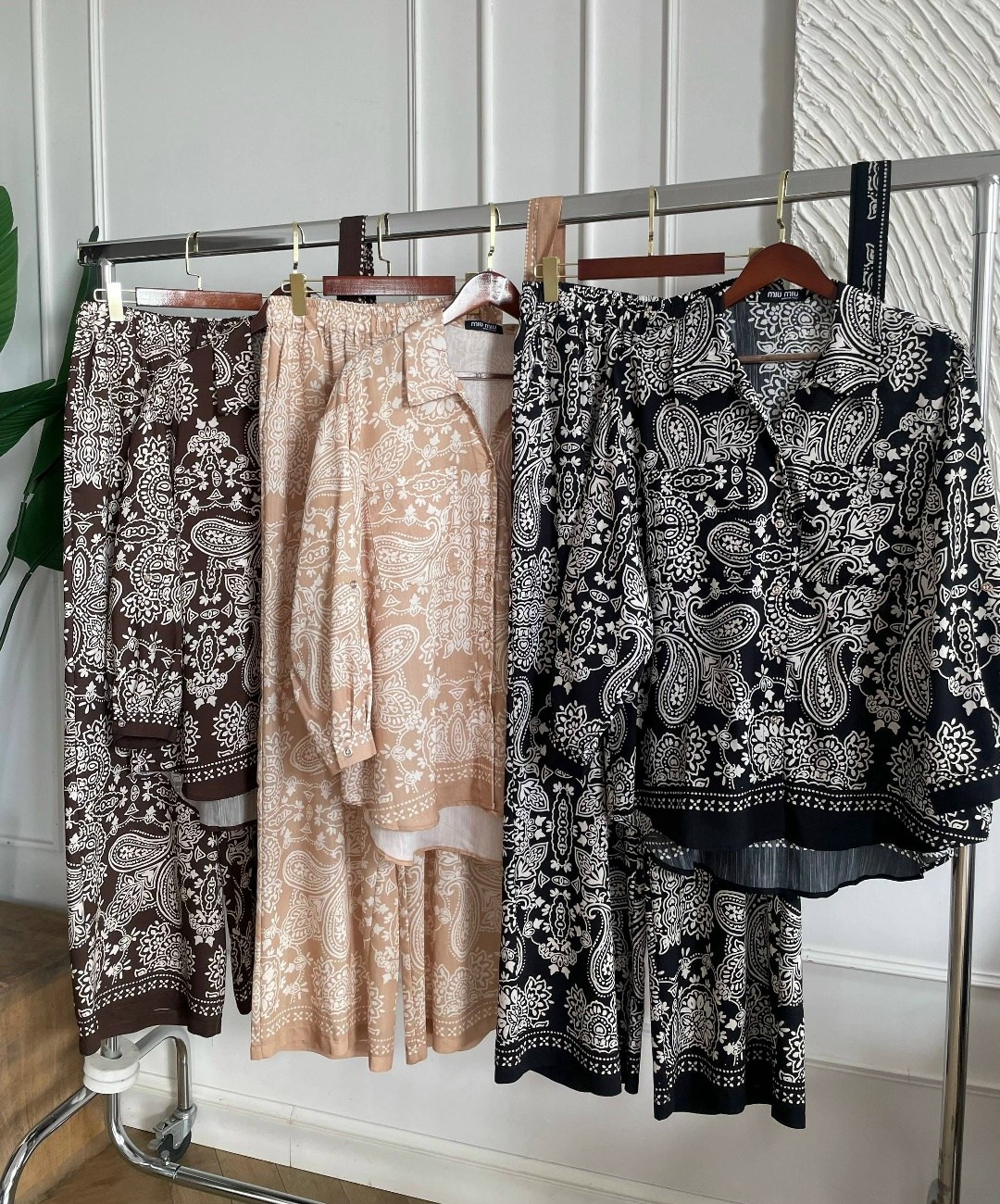 леопардовый костюм,костюм женский,костюм с брюками,костюм с принтом,костюм в пижамном стиле