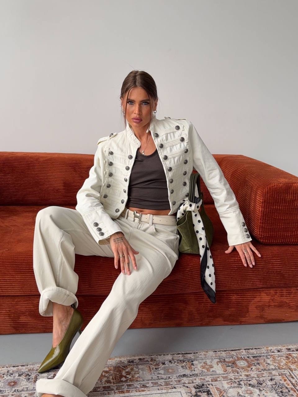 джинсовая куртка в стиле милитари,джинсовая куртка,богемный вдохновленный военный стиль джинсовая куртка черная пуговица супер,богемный вдохновленный военный стиль джинсовая куртка черная пуговица,кур