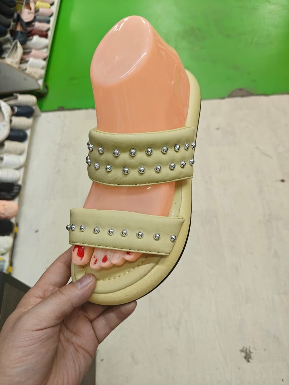 ,шлепанцы женские,женские сандалии,тапочки модные,тапочки женские