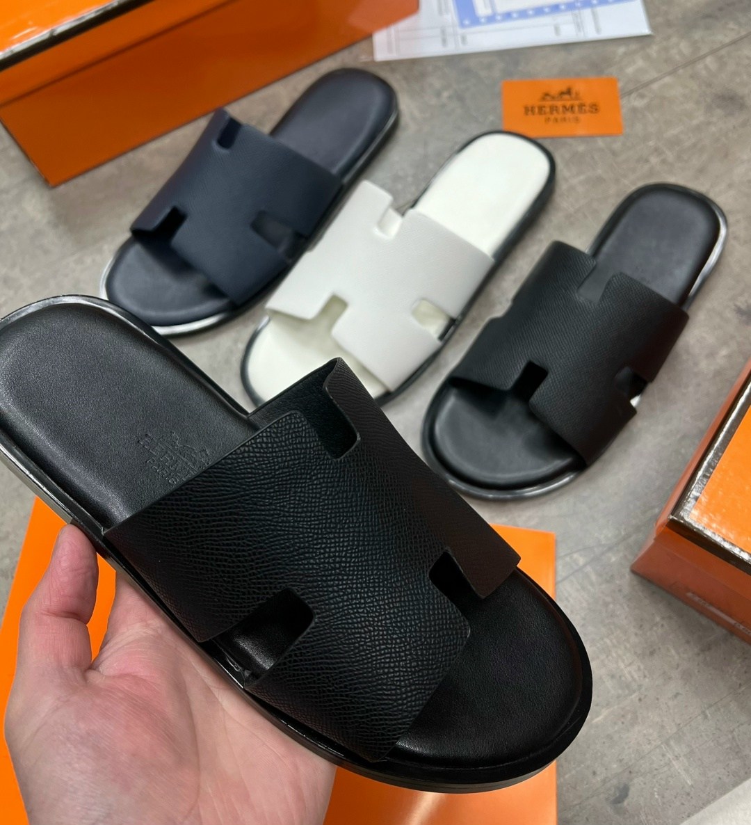 шлепанцы hermes,шлепки эрмес мужские,шлепки эрмес,шлепки гермес женские,сандалии hermes