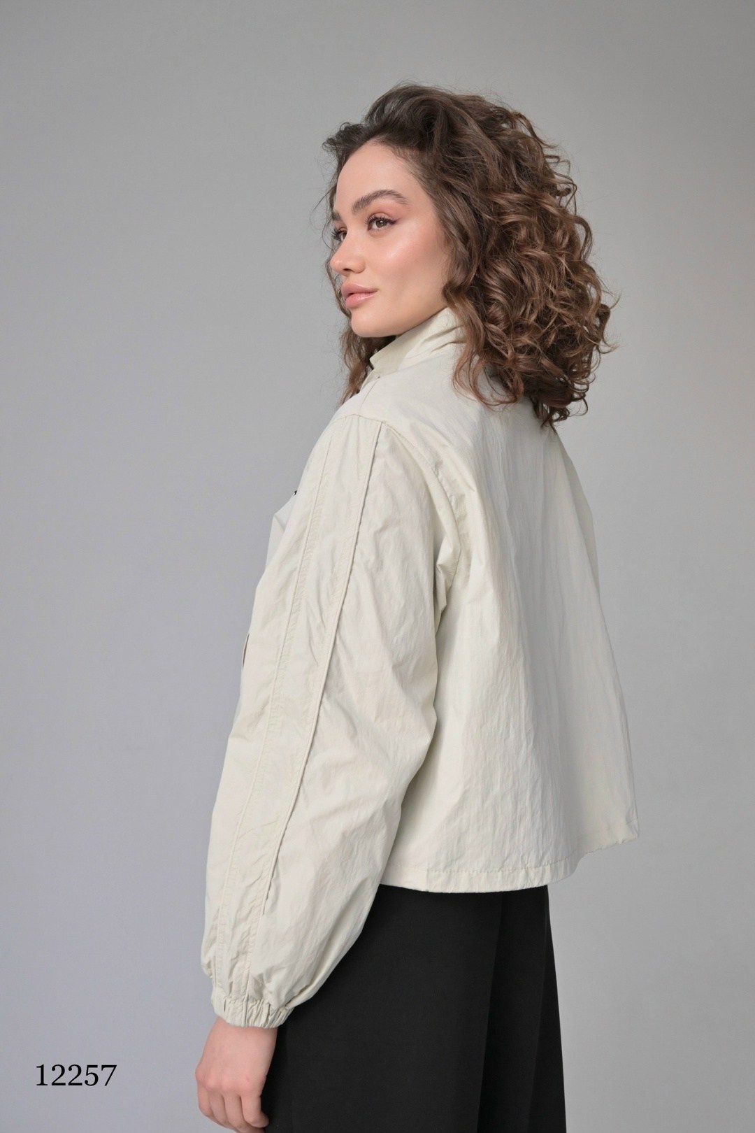 куртка бомбер,куртка бомбер женская,модная куртка,оверсайз куртка,бежевый бомбер