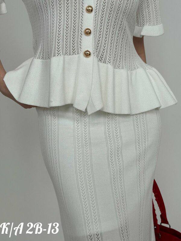 вязаная одежда крючком,вязаный костюм,трикотажные костюмы,вязаные костюмы женские,вязаный костюм с юбкой