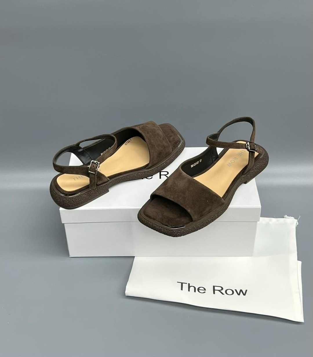 ,босоножки замшевые,босоножки женские,стильные босоножки,модные босоножки