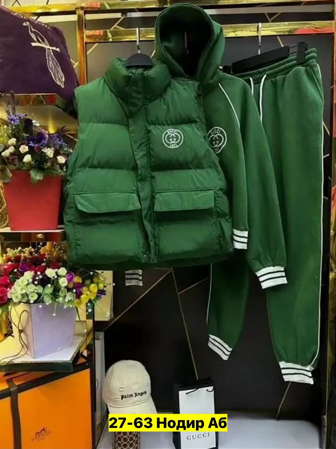 костюм тройка монклер,женский костюм тройка,костюм тройка moncler на флисе женский,спортивный женский костюм тройка,женские костюмы