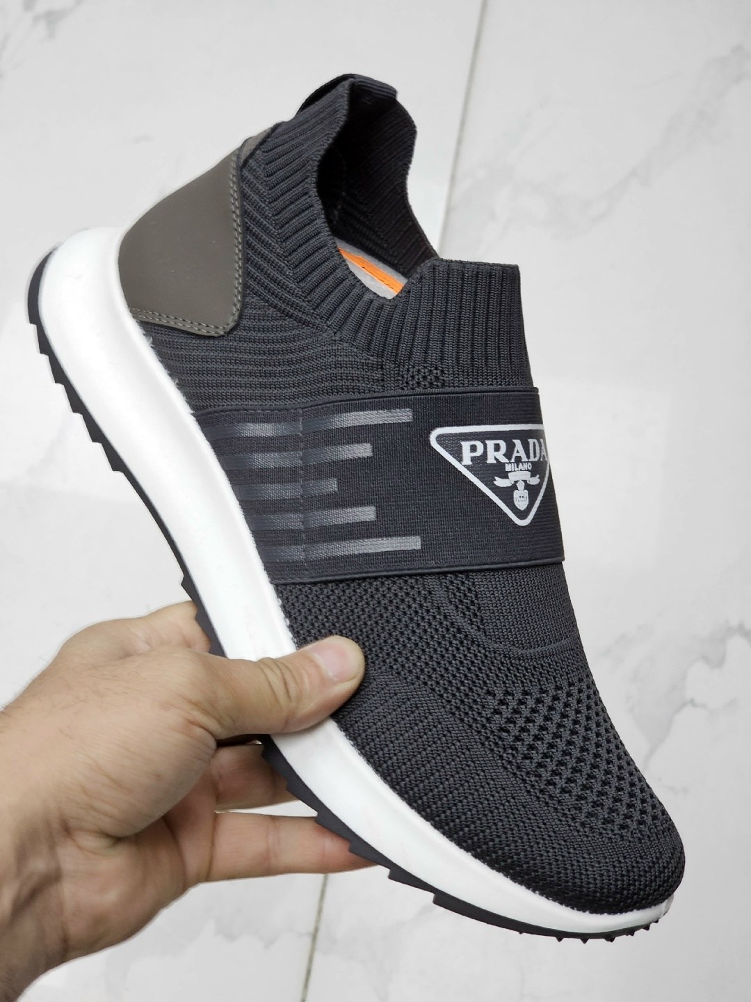 ,кроссовка мужской,мужские кроссовки,кроссовки армани,спортивная