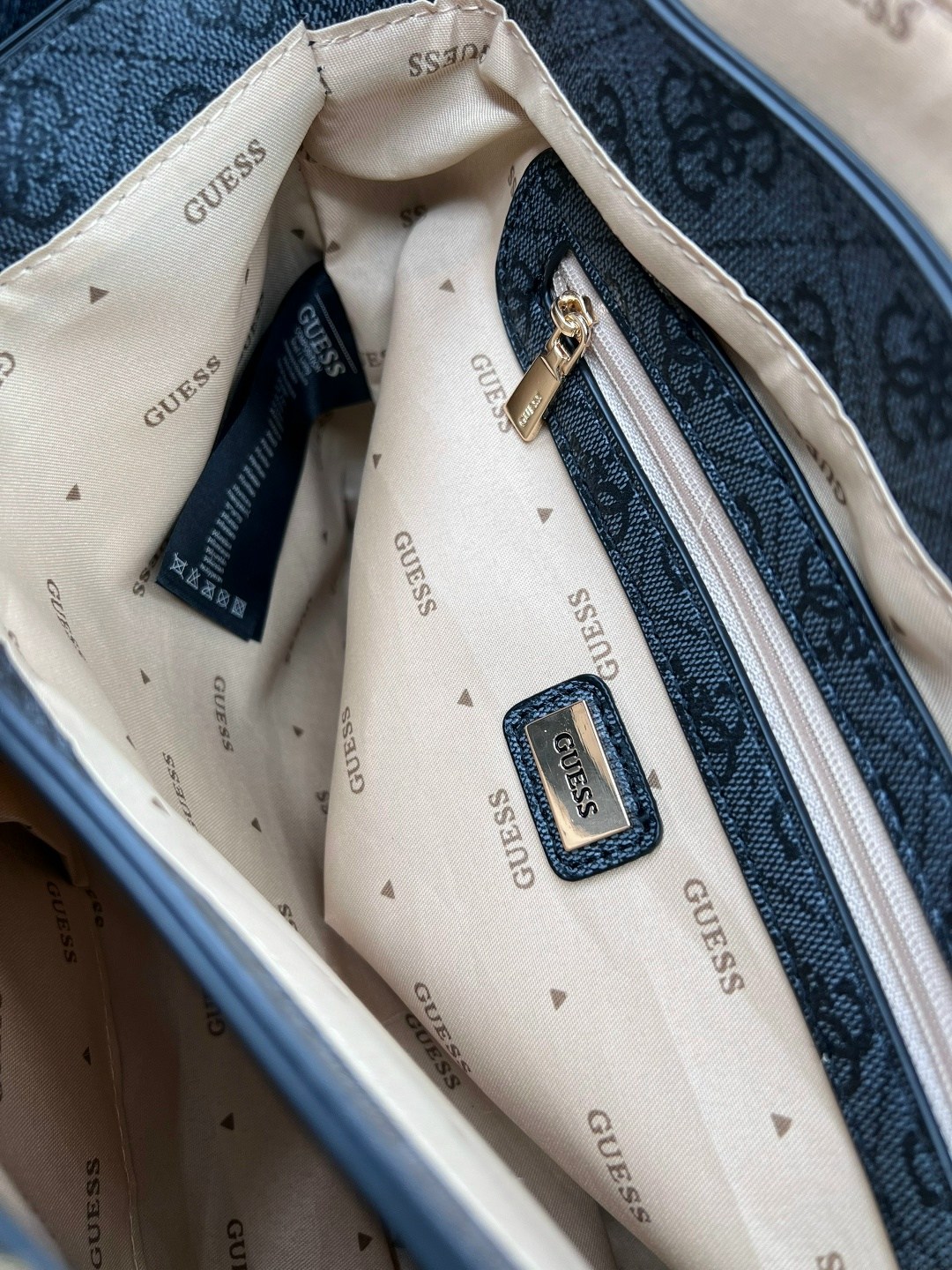 сумка женская guess,сумка guess,сумка женская guess тоут,сумка женская guess hwsb8675060 темно-серый,сумка guess оригинал