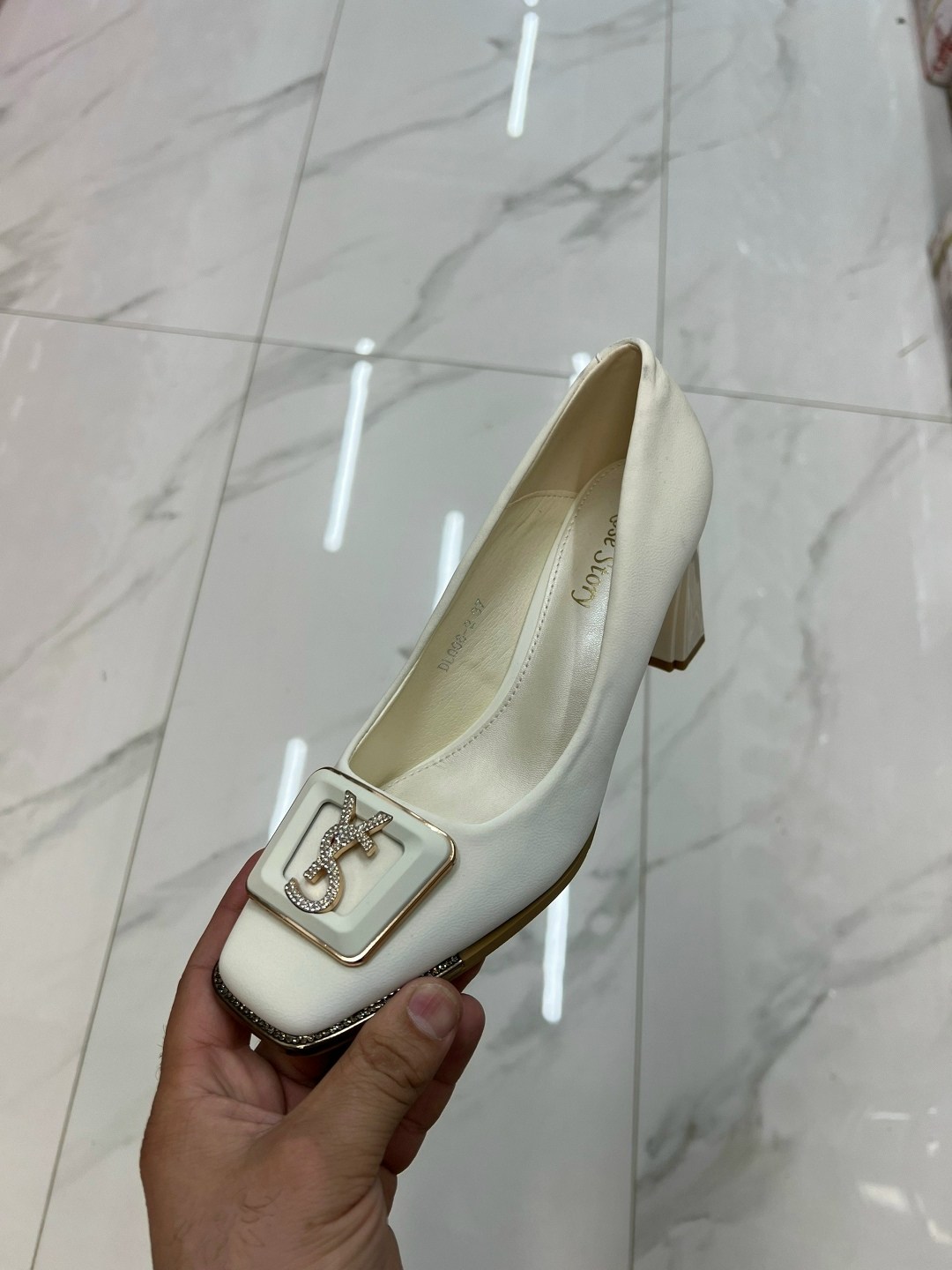 ,туфли женские,женская ,модные туфли,женские модные туфли