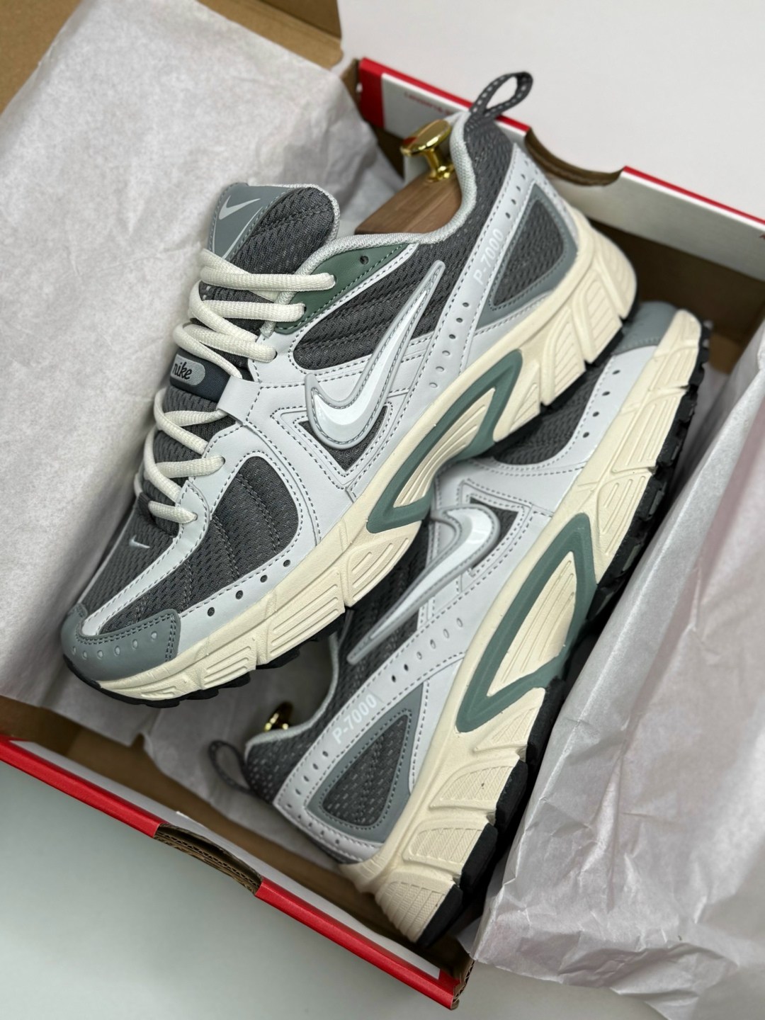 кроссовки nike,кроссовки nike air zoom vomero 5,кроссовки nike zoom vomero 5,мужские кроссовки nike,повседневные кроссовки