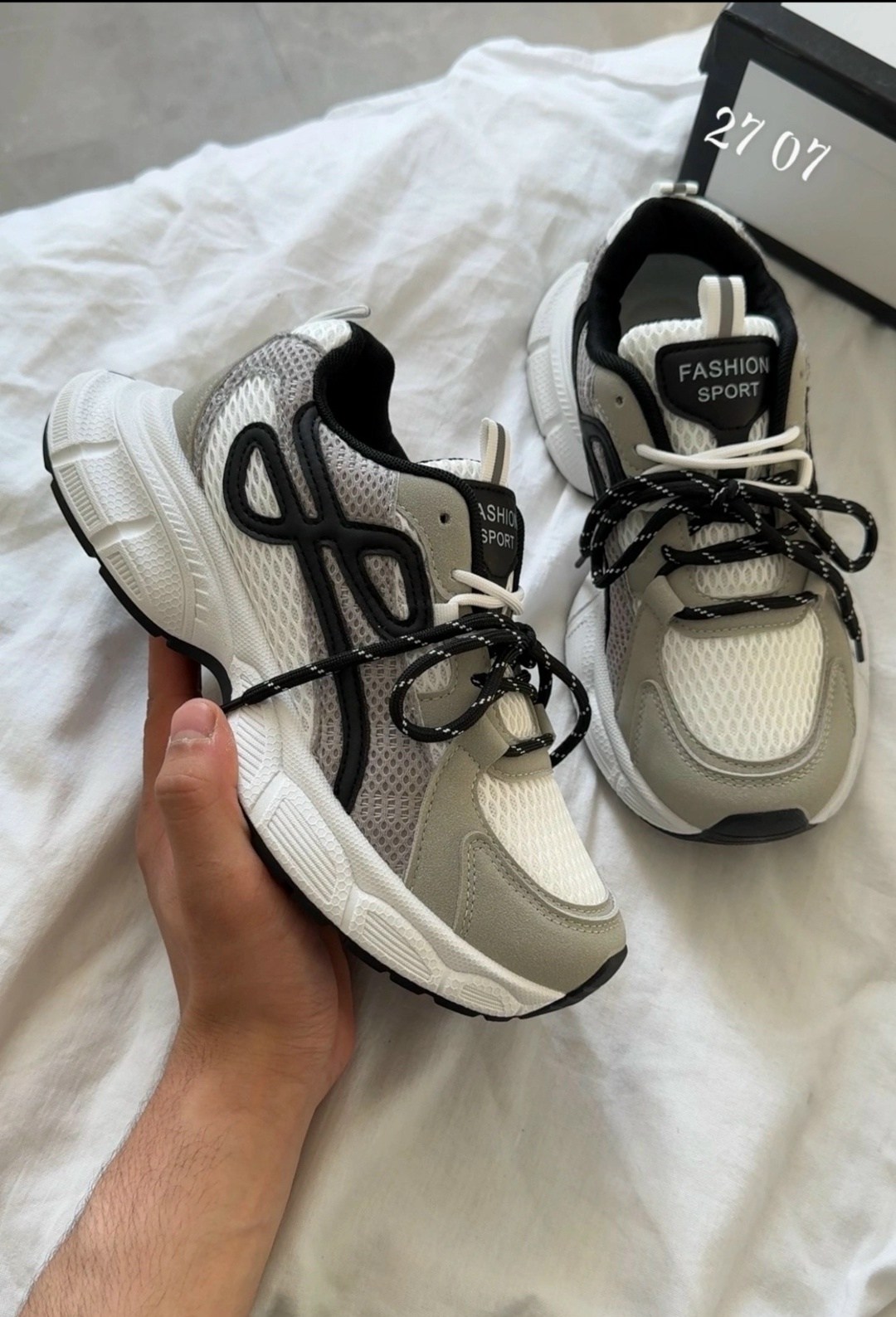 кроссовки женскиe,кроссовки,модные кроссовки,удобные кроссовки,кроссовки комбинированные