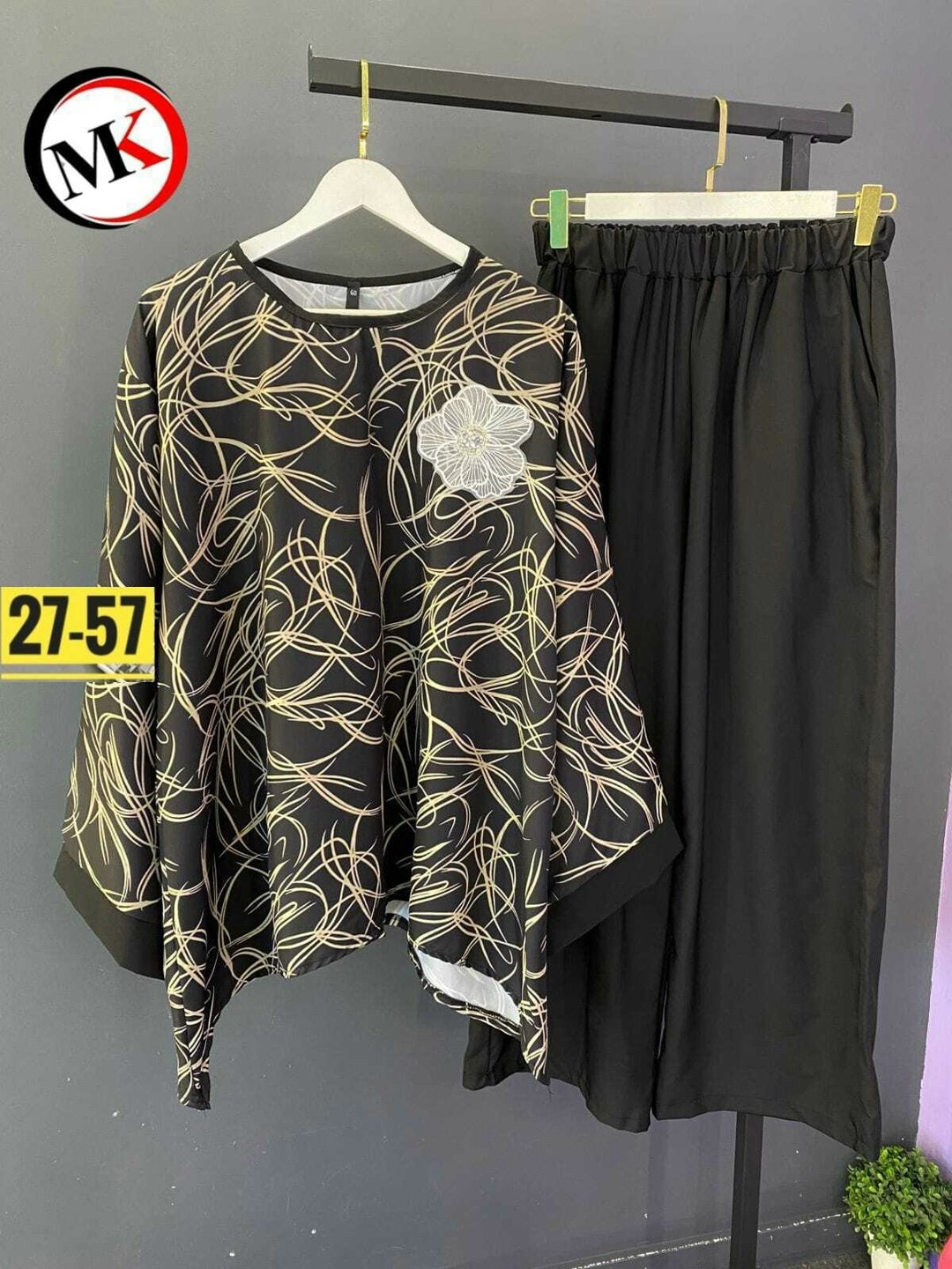 женский костюм,брючный костюм женский,костюм с брюками,,костюм классический