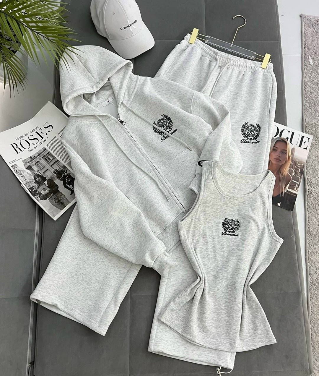 спортивный костюм,спортивный костюм женский,костюм женский на флисе,костюм на флисе,женский костюм тройка