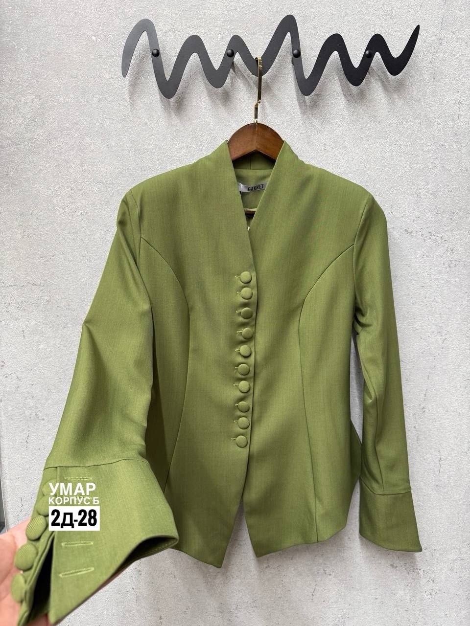 жакет с баской,жакет,приталенный жакет,женский пиджак,женские жакеты
